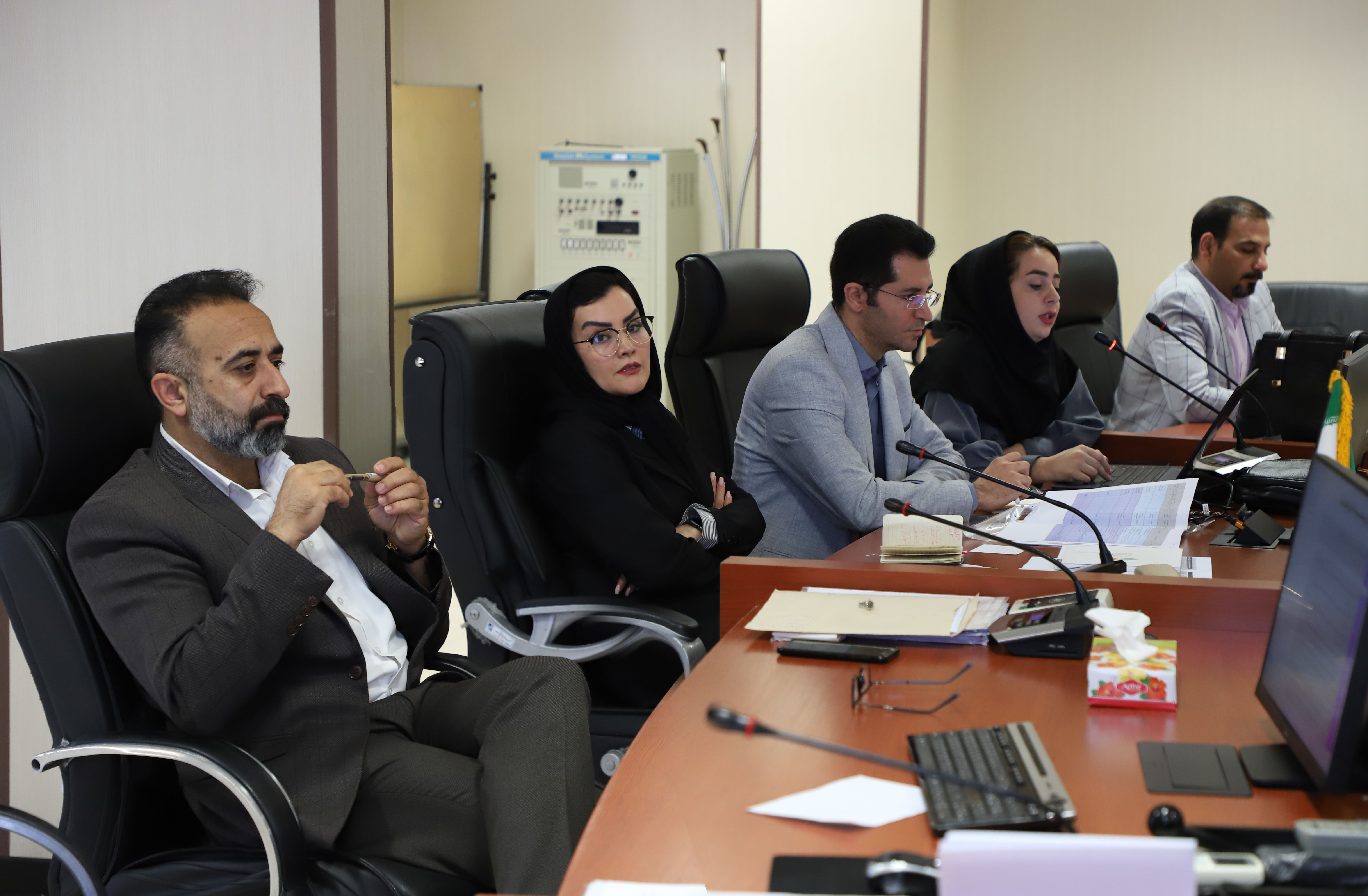 سند فرصتهای سرمایه گذاری در صحن شورای اسلامی شاهین شهر